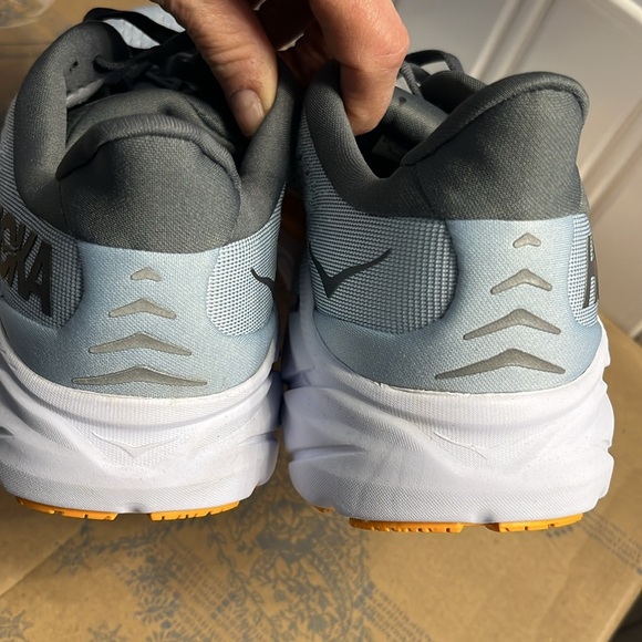 Hoka One One Clifton 8 Size 9 NEW - Picture 8 of 16